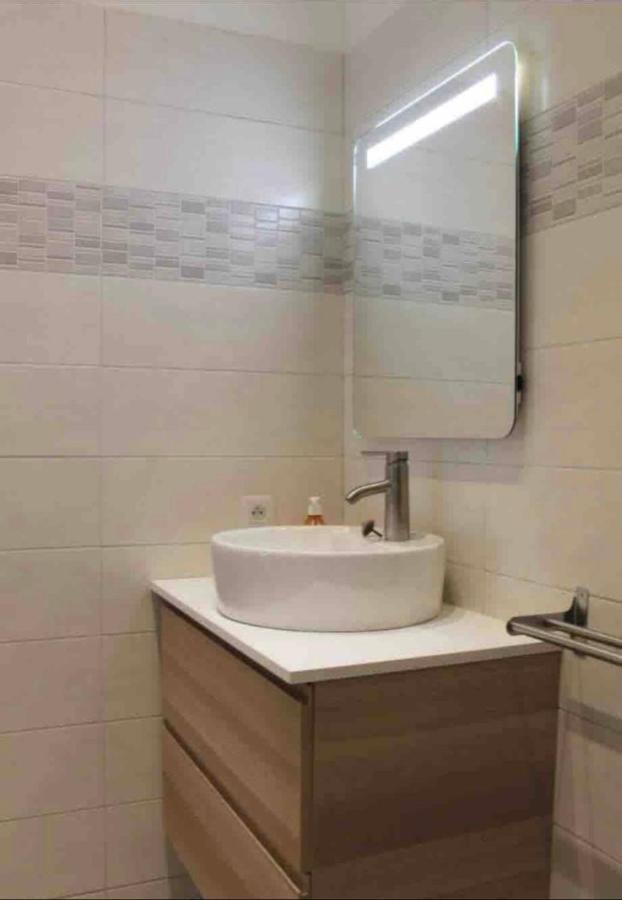 Cosy Appartement - Port De نيس المظهر الخارجي الصورة